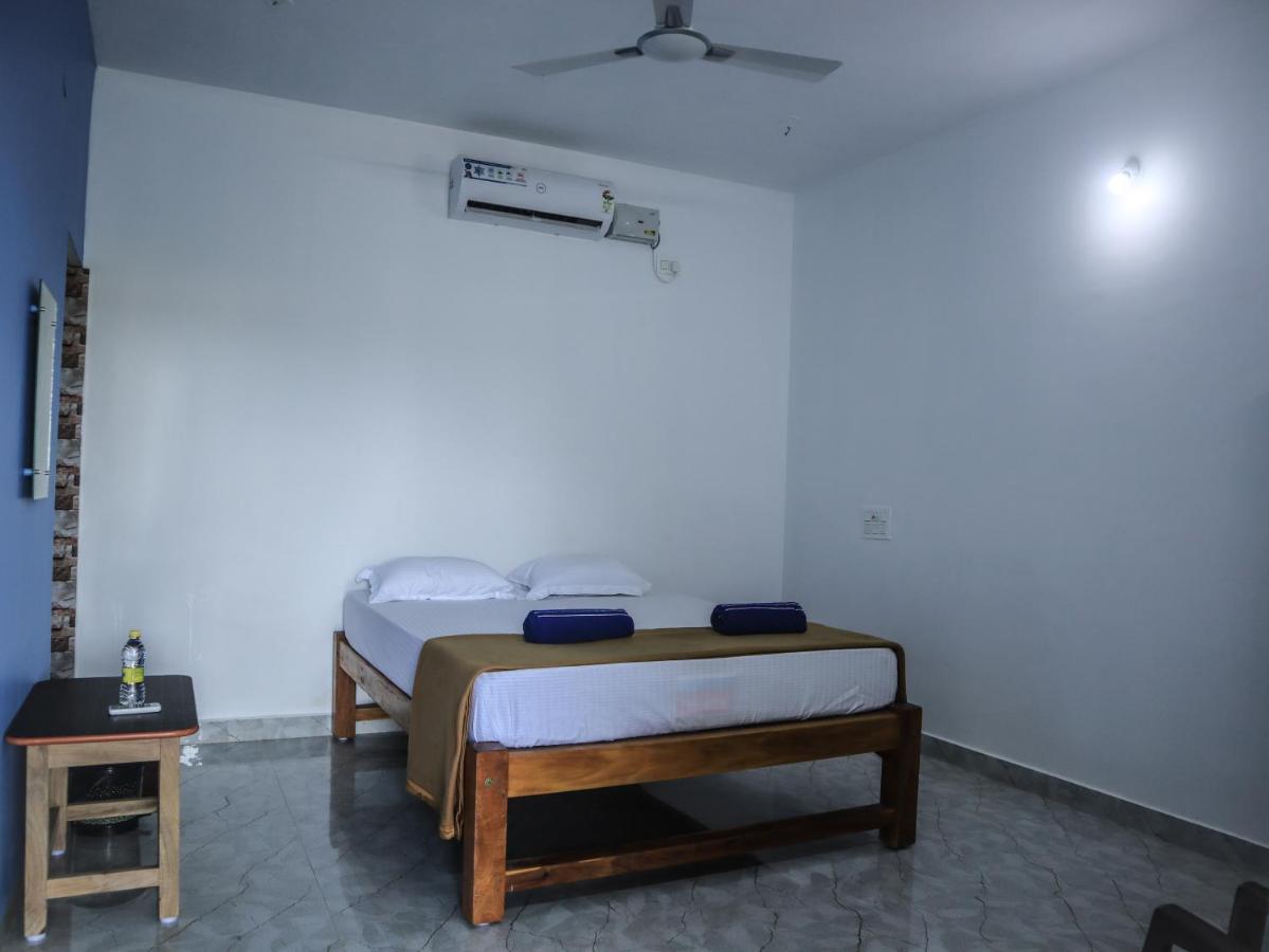 Elmar Hotel Gokarna  Exteriör bild
